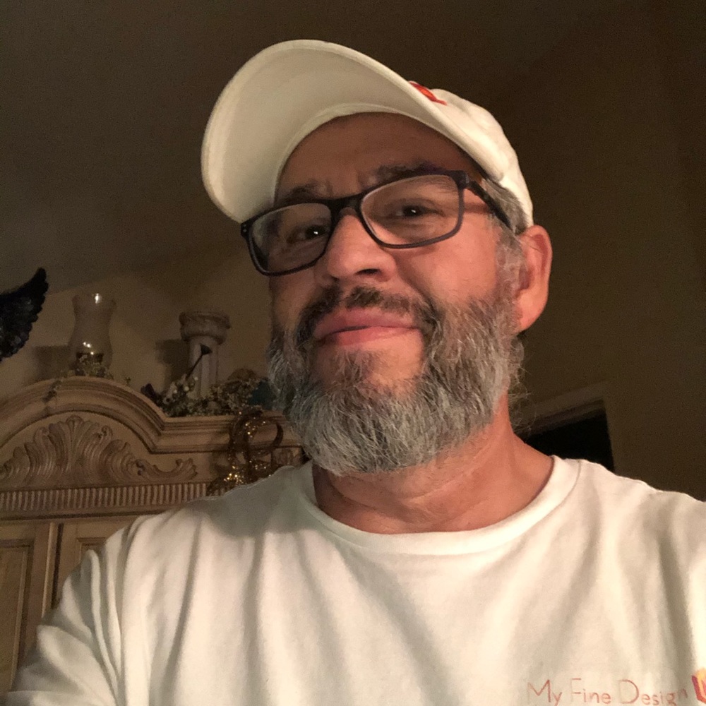 Meet your Posher, Francisco gil